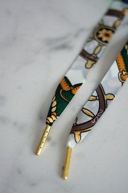 Green scarf - Groene platte schoenveters met sjaalprint