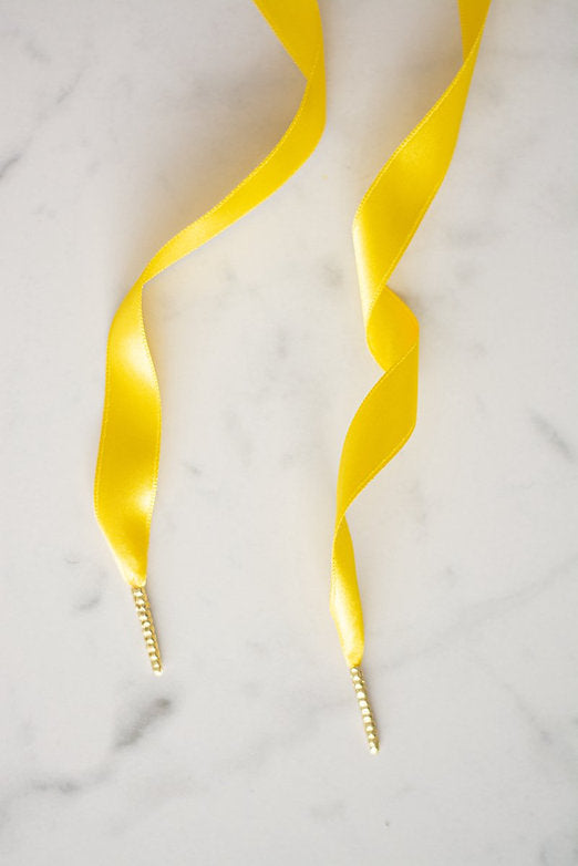 Schoenveters plat satijn luxe - geel breed