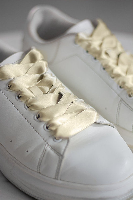 Schoenveters plat satijn luxe - linnen beige breed