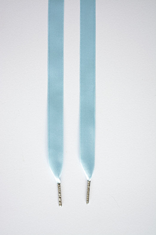 Schoenveters plat satijn luxe - baby blauw breed