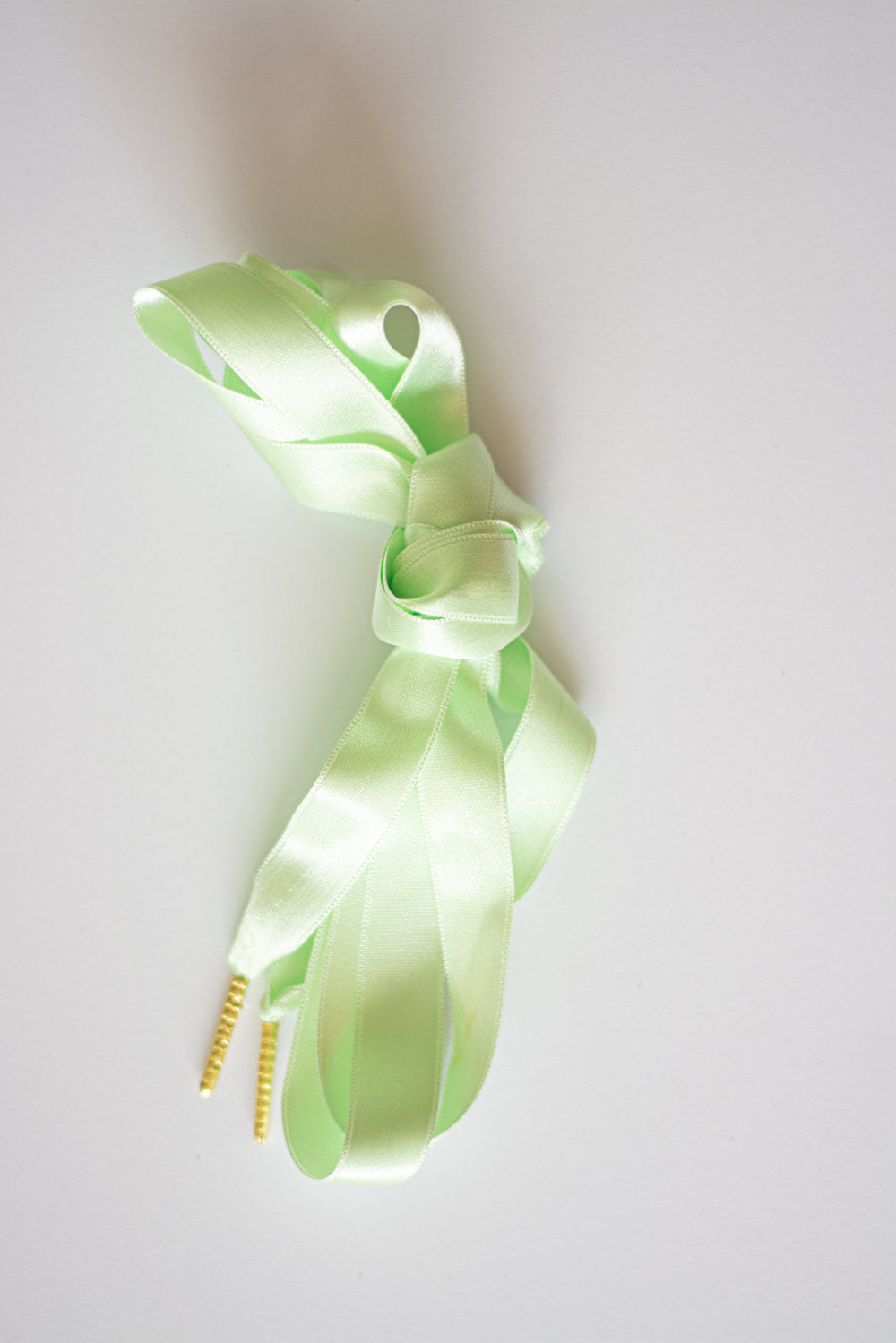 Schoenveters plat satijn luxe - pistache groen breed