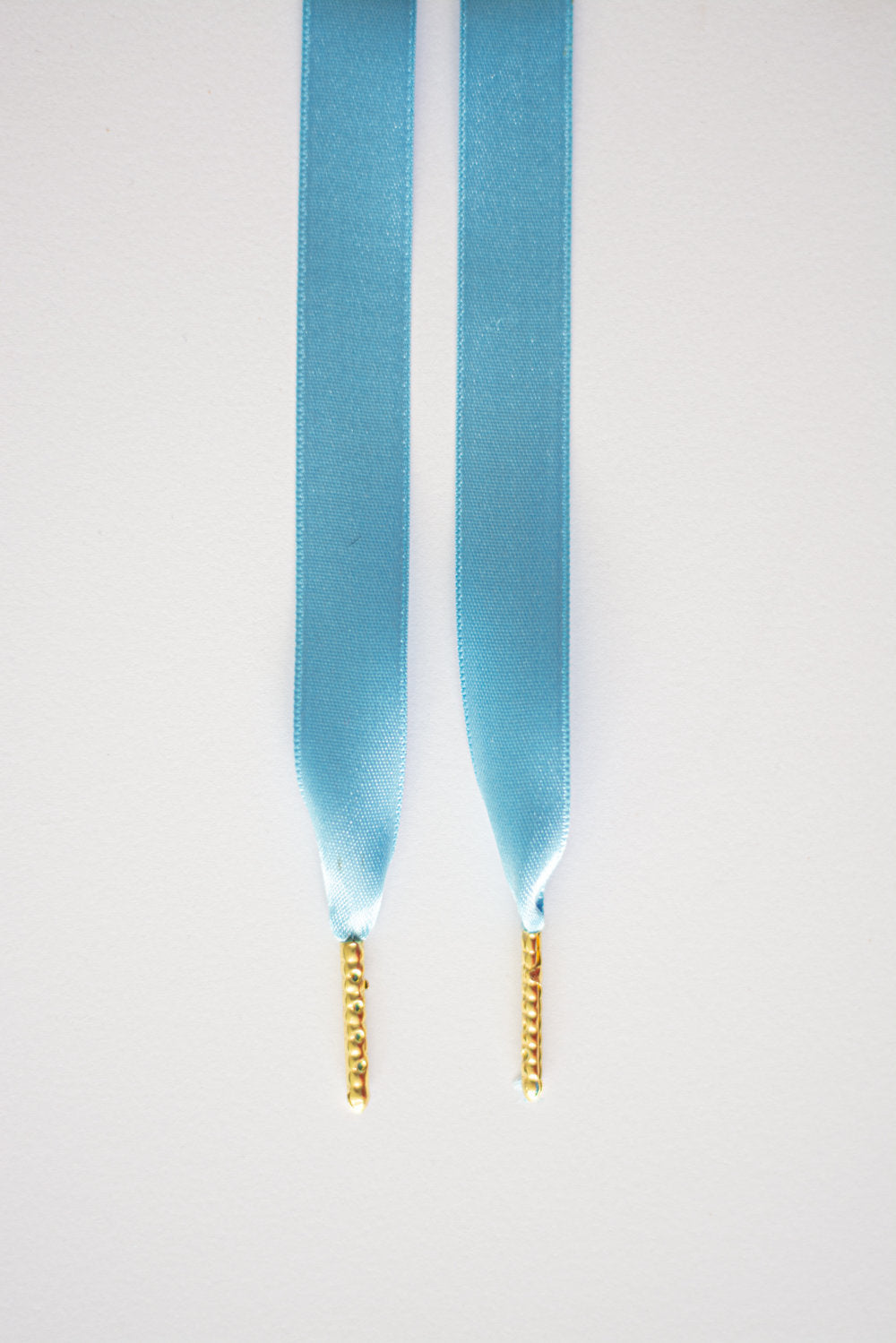 Schoenveters plat satijn luxe - hemels blauw breed