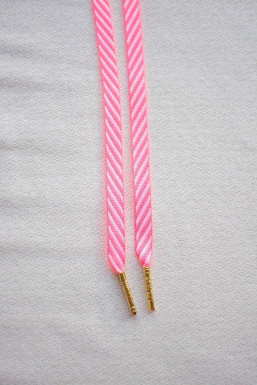 Candy Crush – platte veters fuchsia streepjes