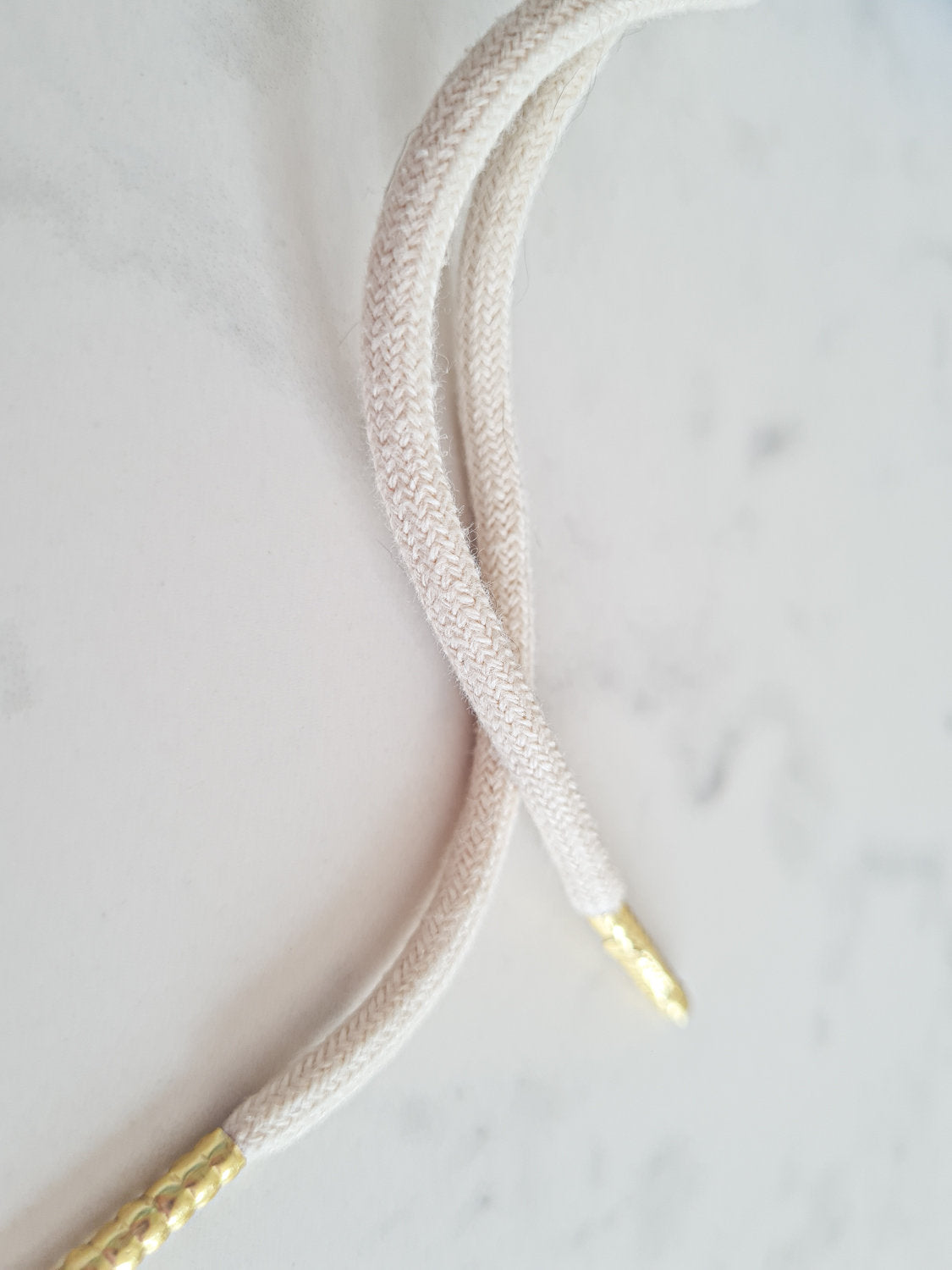 Schoenveters rond ecru