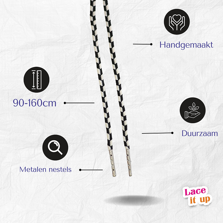 Checkmate Chic: Zwart-witte blokjesschoenveters