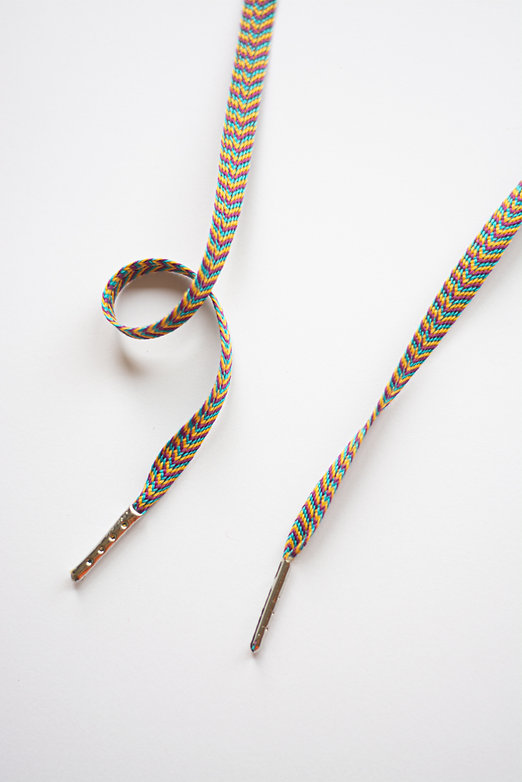 Schoenveters plat - kleurrijke chevron streepjes