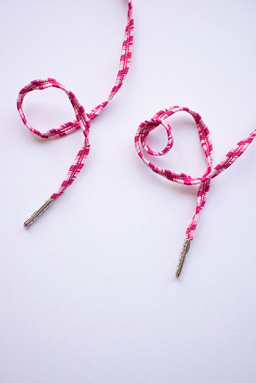 Sugar Stripes – platte veters roze met witte streepjes