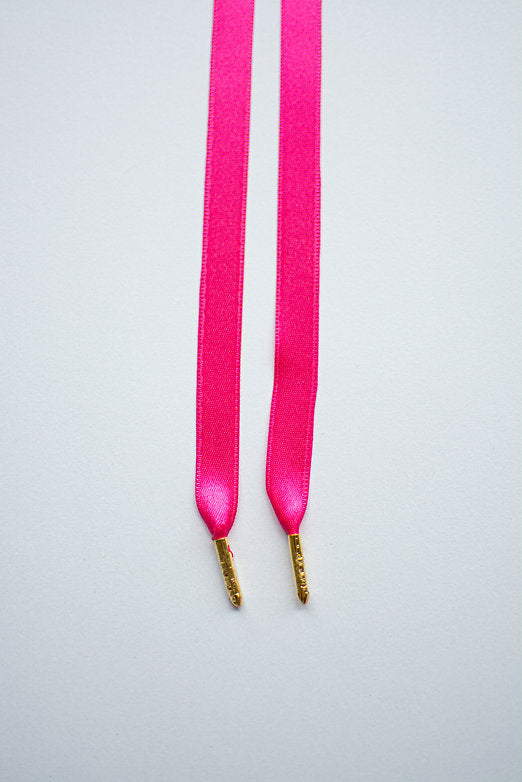Pink Wink – smalle satijnen sneaker-veters in fuchsia