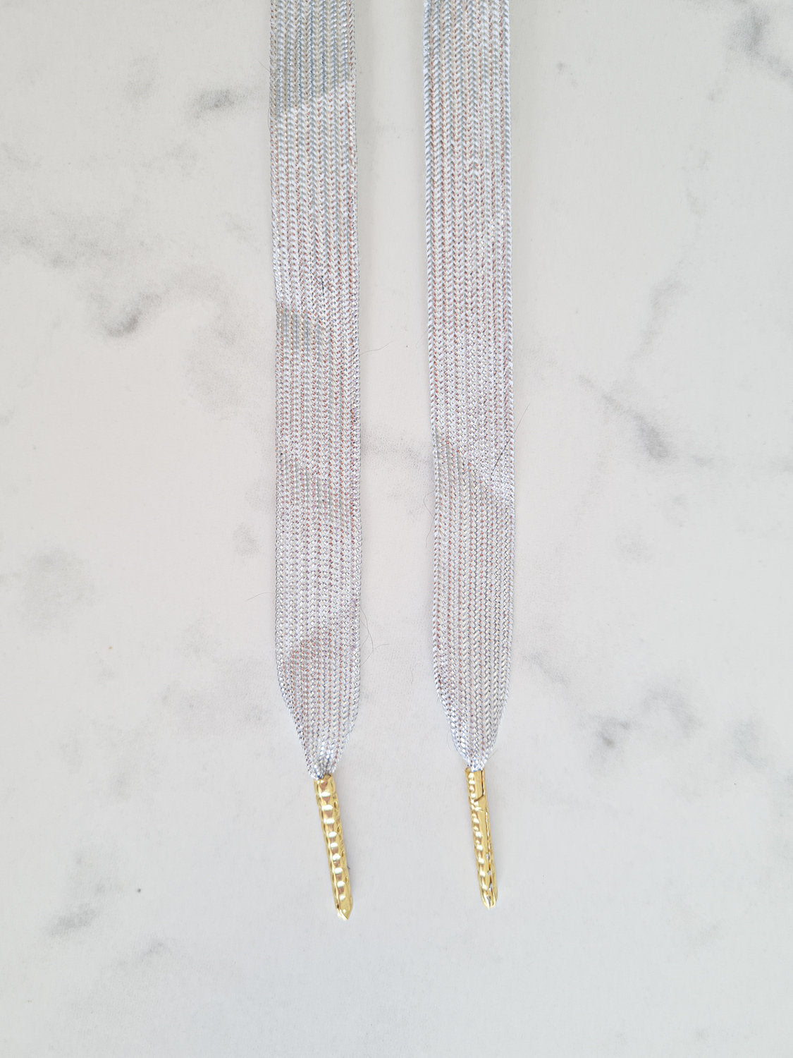 Schoenveters plat zilver glanzend