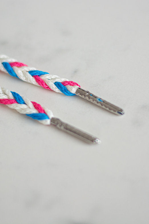 Cotton Candy Braid – gevlochten veters wit met blauw en roze