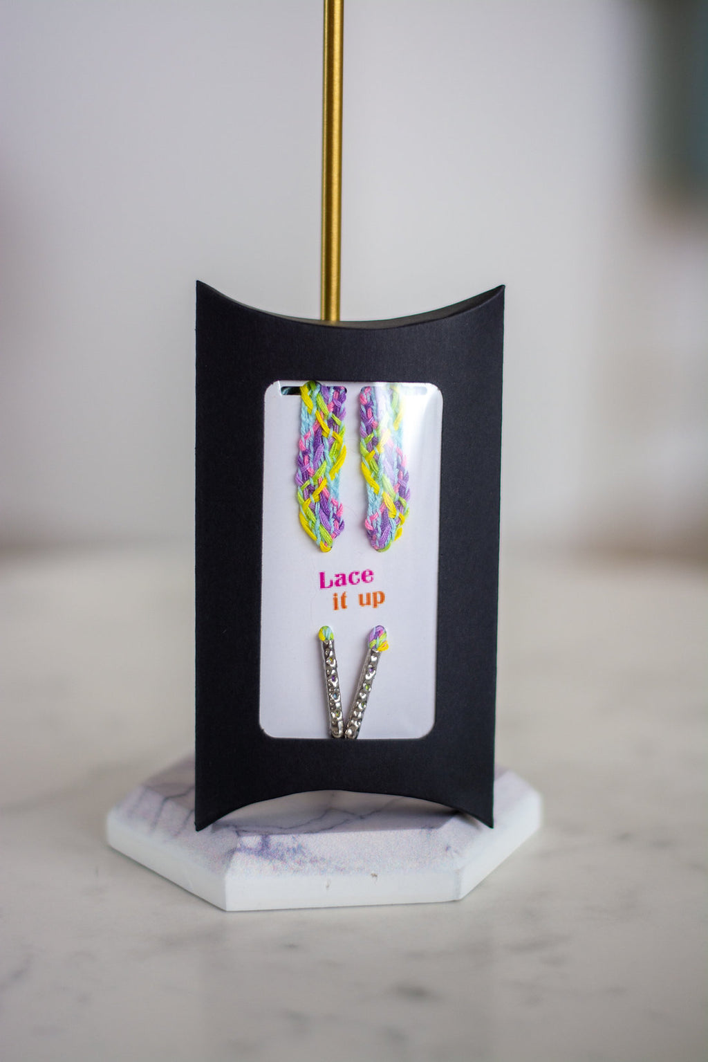 Rainbow Braid - platte geweven veters met verschillende kleuren