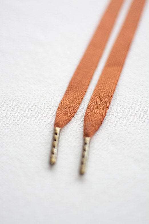 Schoenveters - uni cognac bruin plat