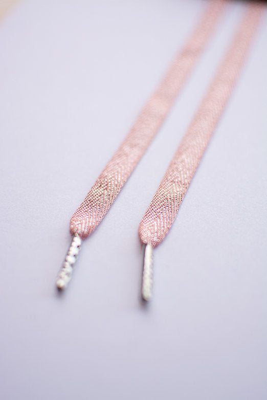 Schoenveters plat roze metallic