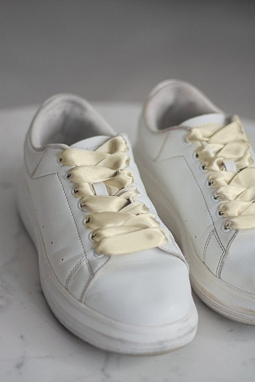 Schoenveters plat satijn luxe - linnen beige breed