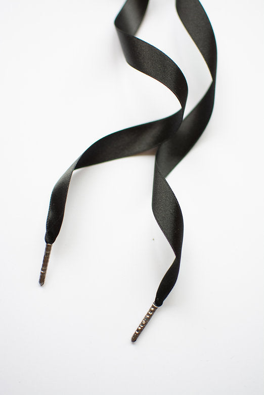 Midnight Luxe – Satijnen schoenveters zwart