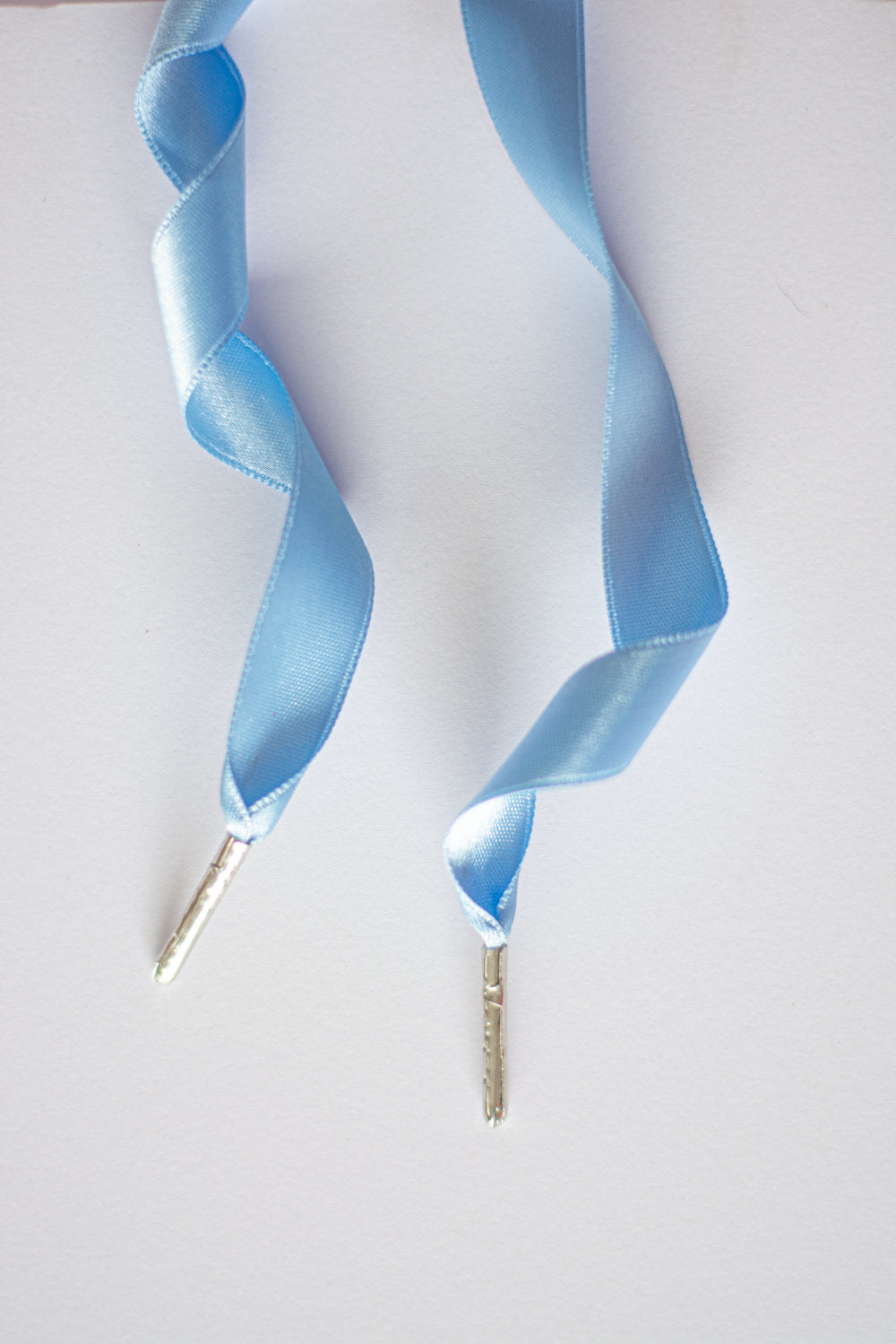Schoenveters plat satijn luxe - ijs blauw breed