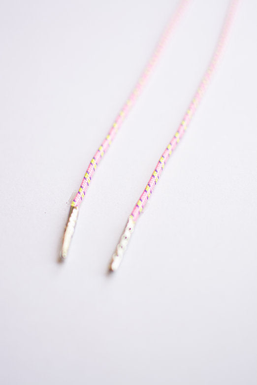 Schoenveters rond koord roze geel gestreept