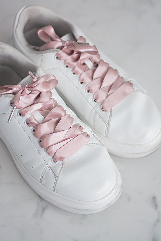 Dusty Rose Luxe – Satijnen veters oudroze