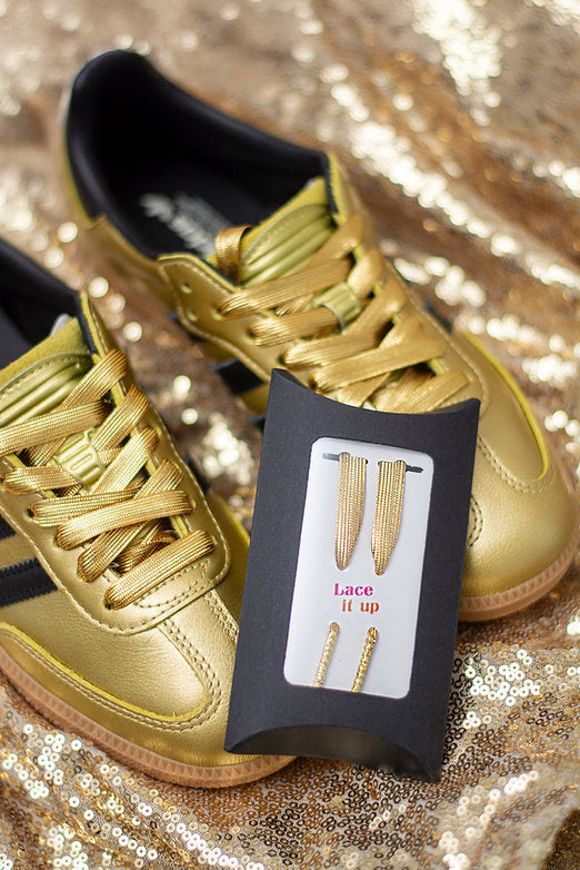 Golden Hour Luxe – platte veters in glanzend goud