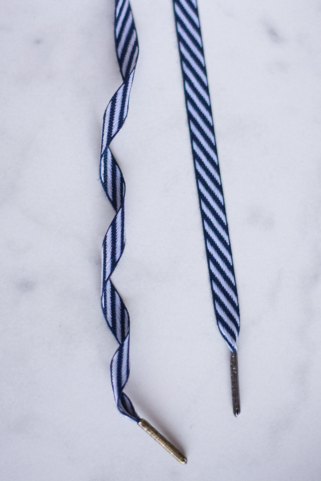 Zebra Shadow - zwart-wit gestreepte veters