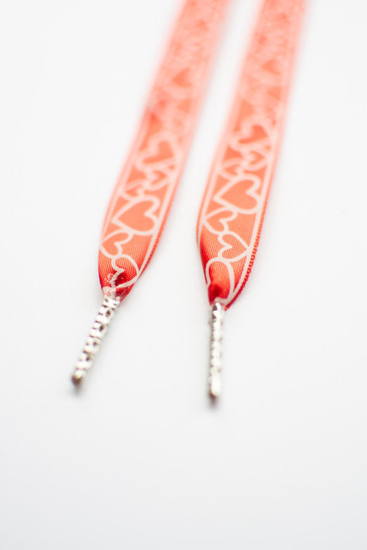 Schoenveter plat - rood met witte hartjes