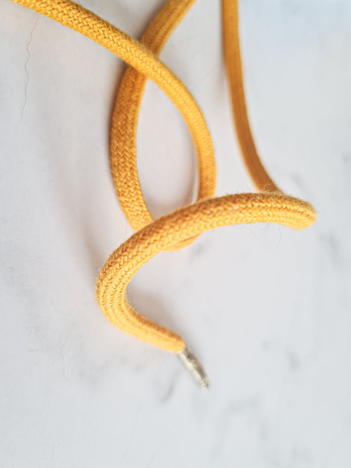 Schoenveters uni rond mosterd geel