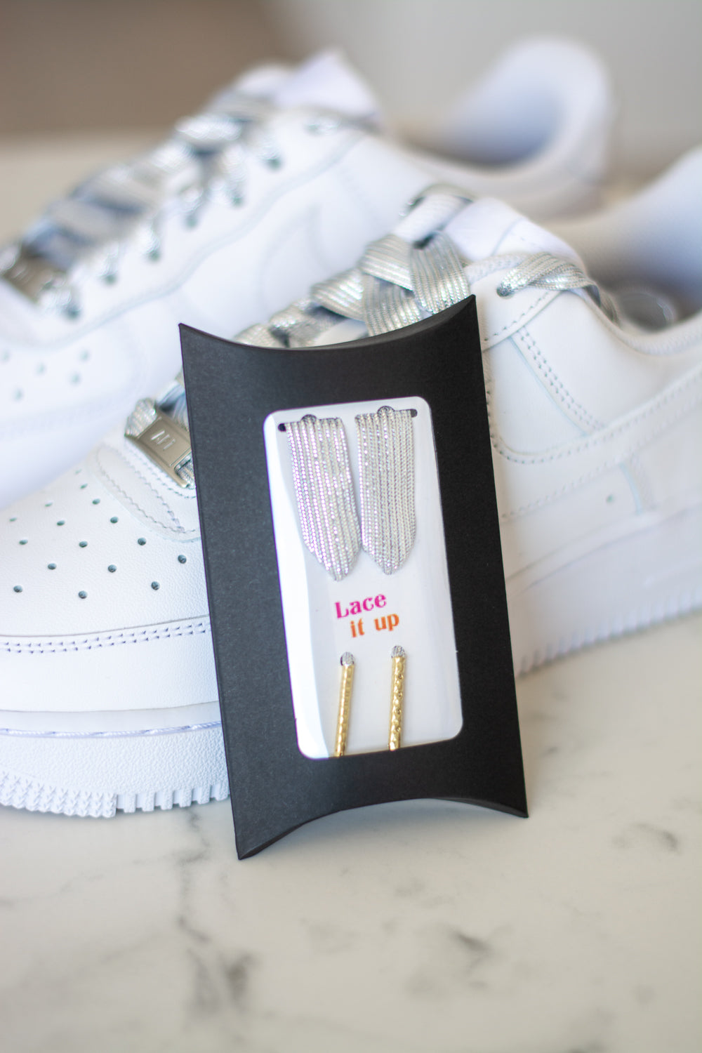 Schoenveters plat zilver glanzend